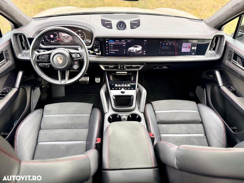 Porsche Cayenne Coupe GTS Tiptronic S - 7