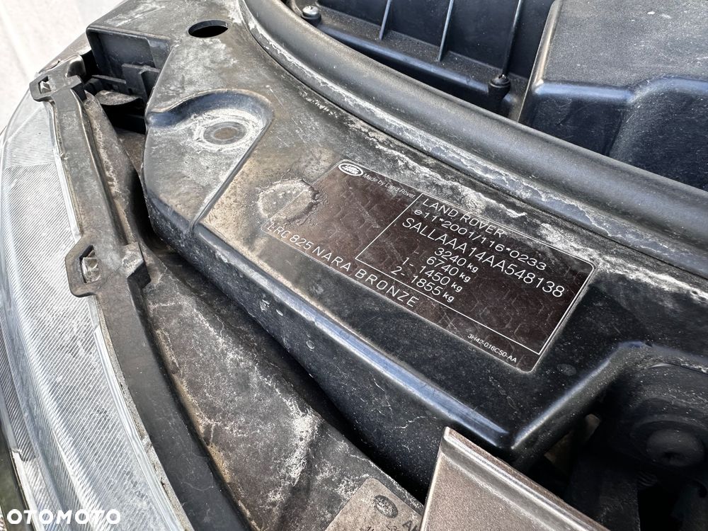 Land Rover Discovery 2.7D V6 HSE - 24