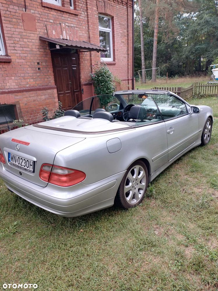 Mercedes-Benz CLK - 7