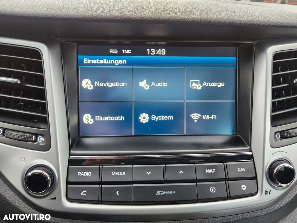Hyundai Tucson 2.0 CRDI 4WD 6AT Style - 10