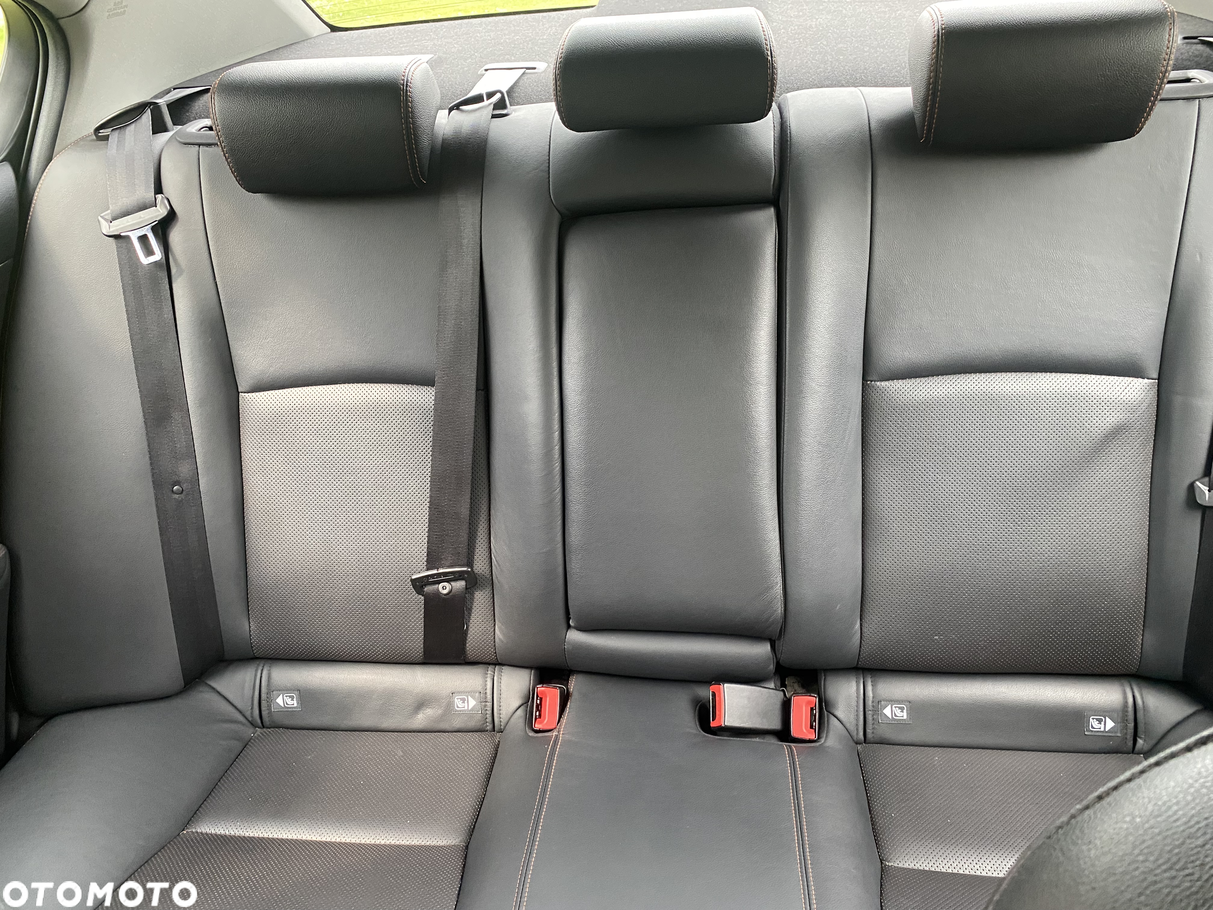 Toyota Avensis 1.8 Prestige MS - 20