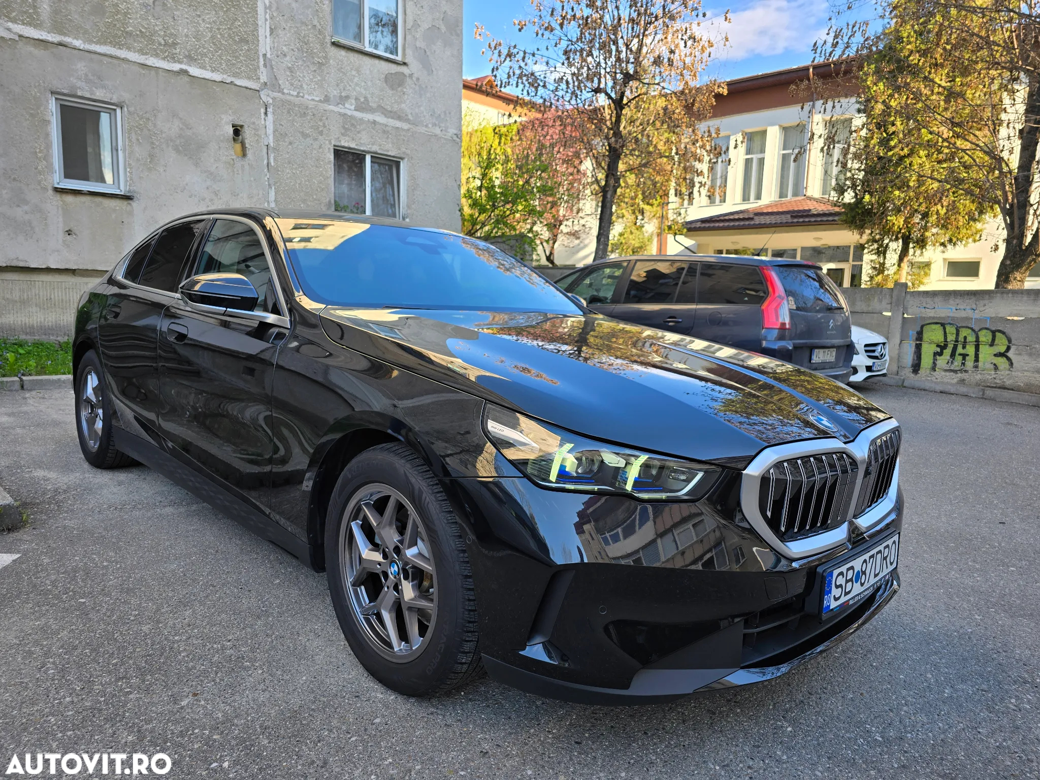 BMW Seria 5 520i AT MHEV - 3