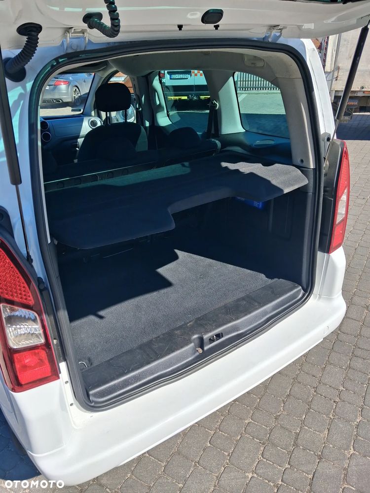 Peugeot Partner - 11