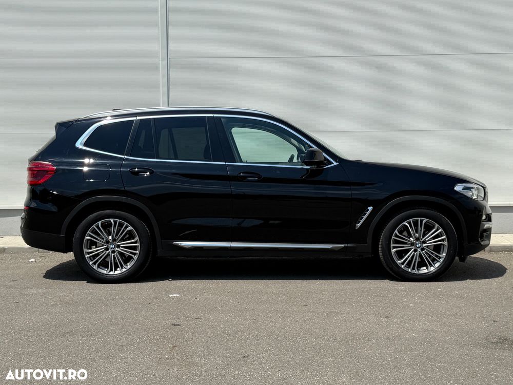 BMW X3 xDrive20d AT Luxury Line - 8
