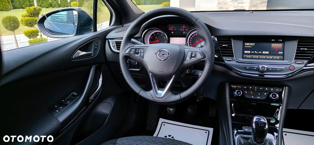 Opel Astra 1.4 Turbo Innovation - 19