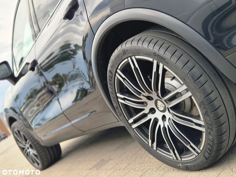 Porsche Cayenne S Diesel - 36