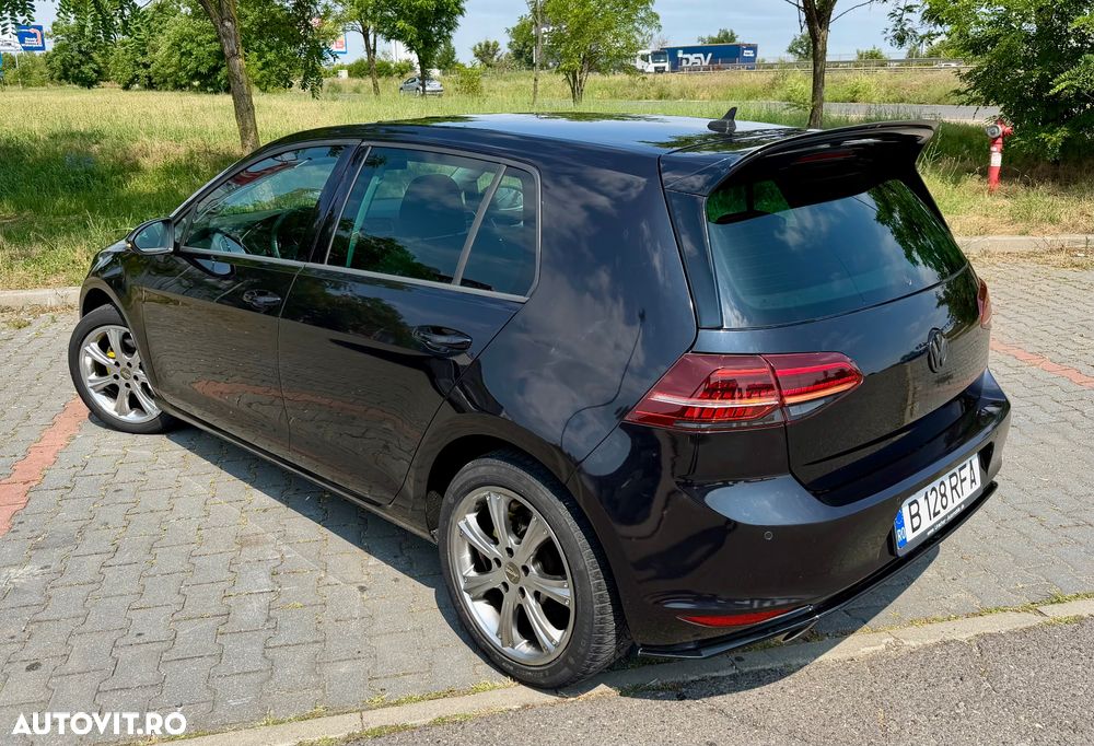 Volkswagen Golf 1.4 TSI BlueMotion Technology DSG Lounge - 33
