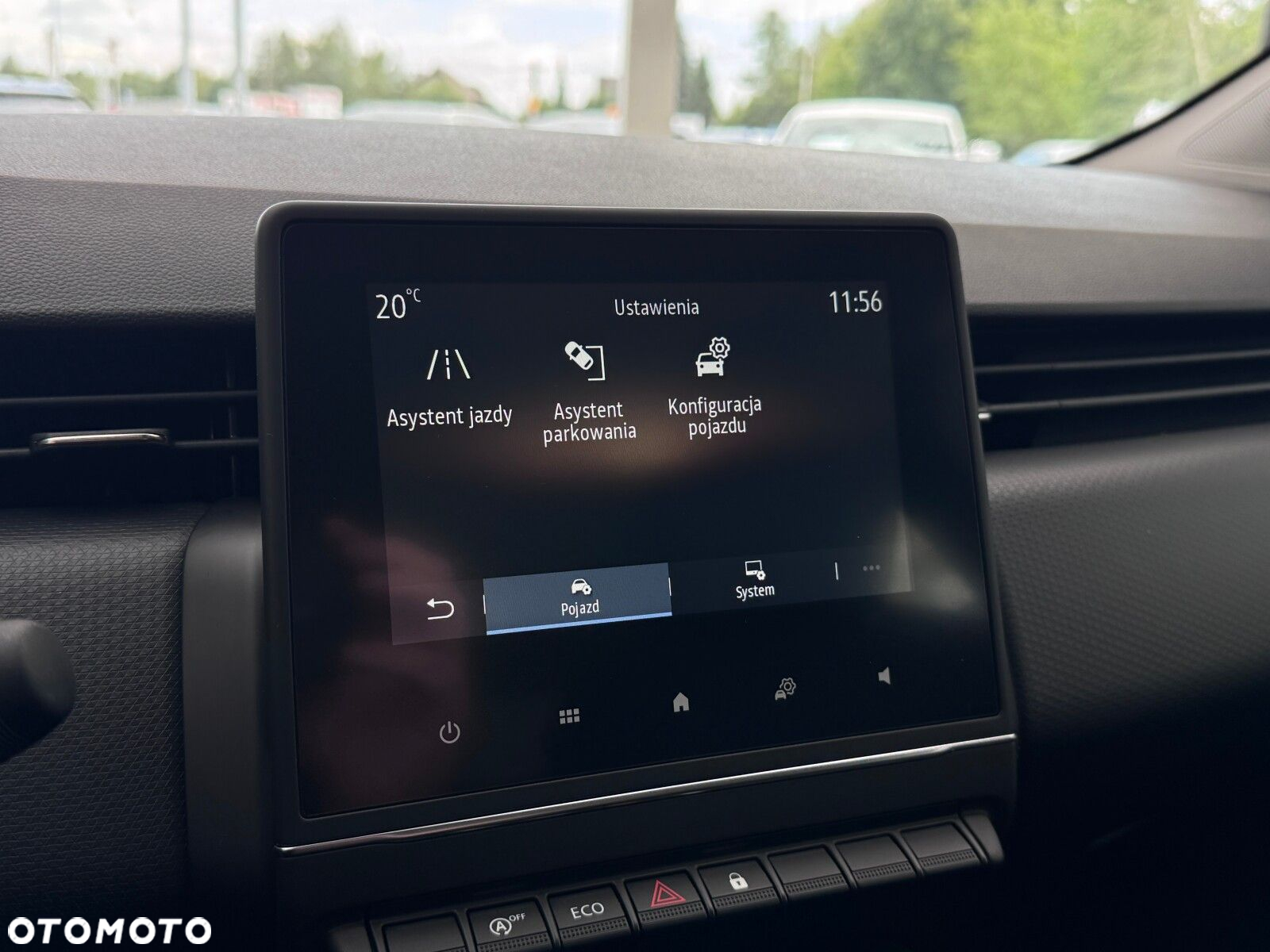 Renault Clio - 32