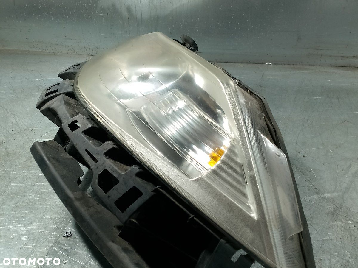 LAMPA PRZÓD LEWA RENAULT MEGANE II LIFT HATCHBACK 5 DRZWI - 5
