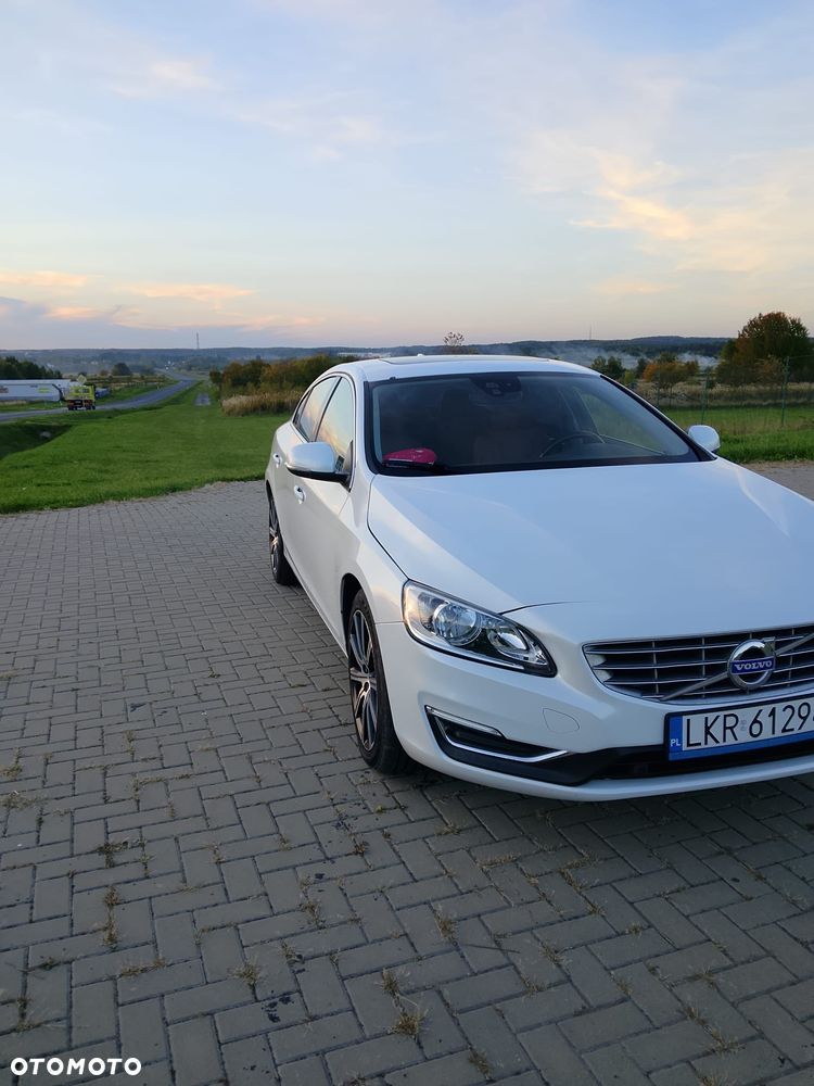 Volvo S60 - 3