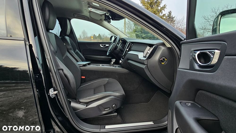 Volvo XC 60 D4 AWD Inscription - 35