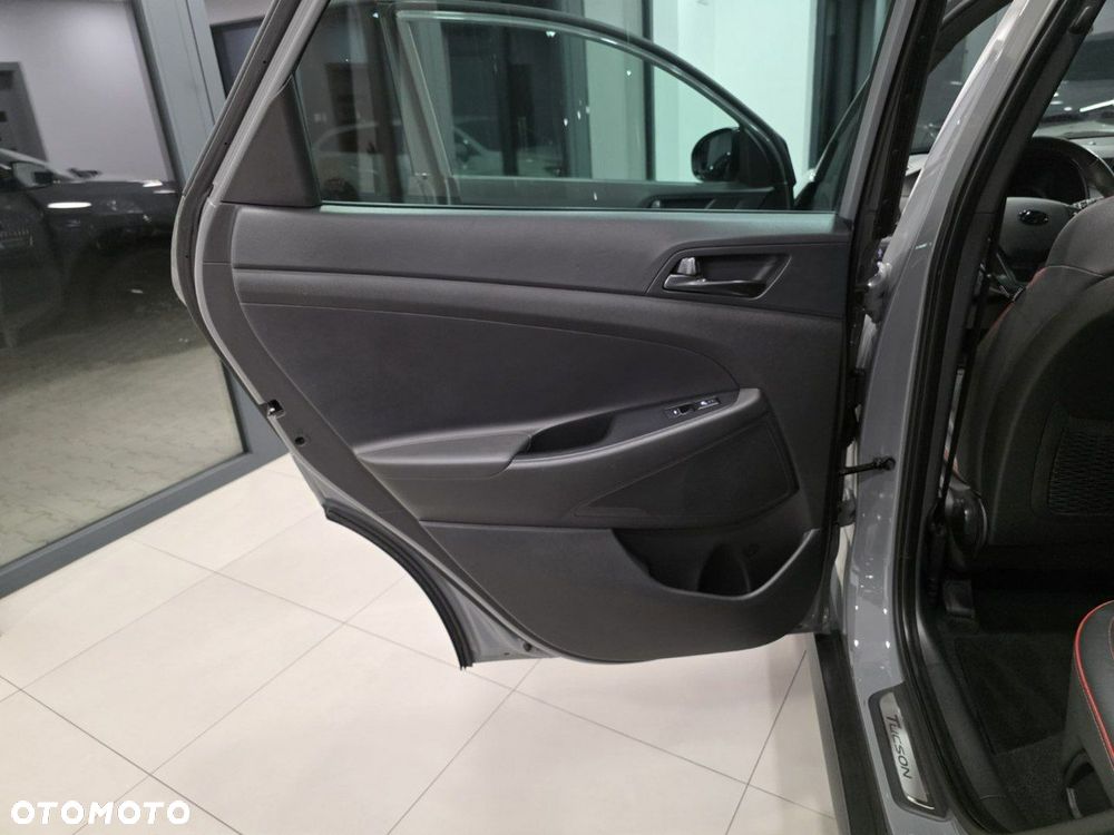 Hyundai Tucson 1.6 T-GDi N Line 4WD DCT - 17
