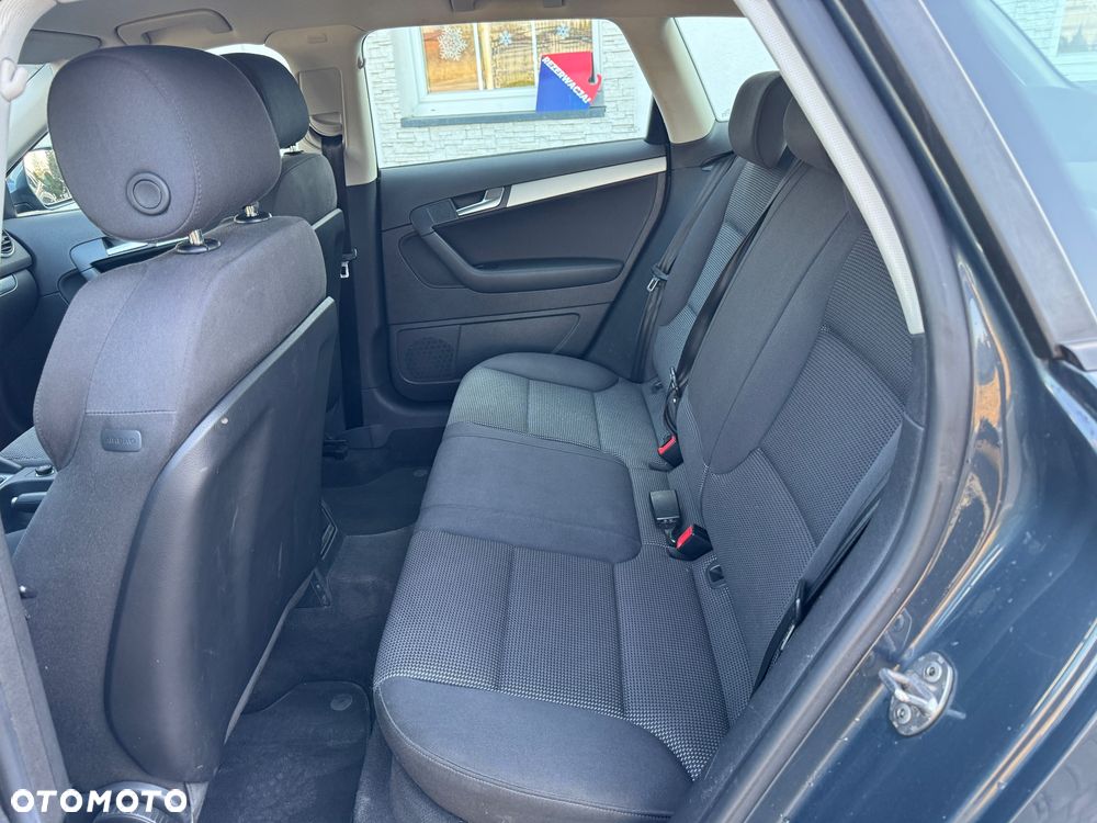 Audi A3 Sportback 2.0 TDI DPF (DSG) S tronic Attraction - 14