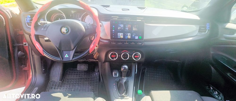 Alfa Romeo Giulietta 2.0 JTDM 20V TCT Lusso - 14
