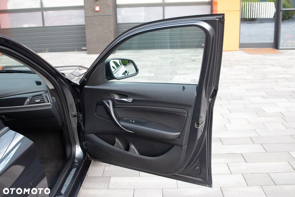 BMW Seria 1 - 24