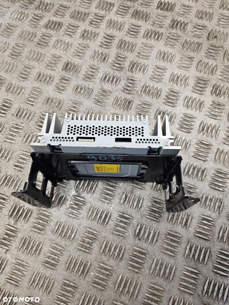 hyundai ix35 - wzmacniacz radia nawigacji 963702y000 - 7