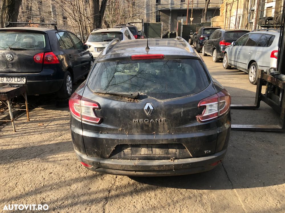 Dezmembrez Renault Megane 3 break 2011 TCE turbo benzina 1.4 - 8