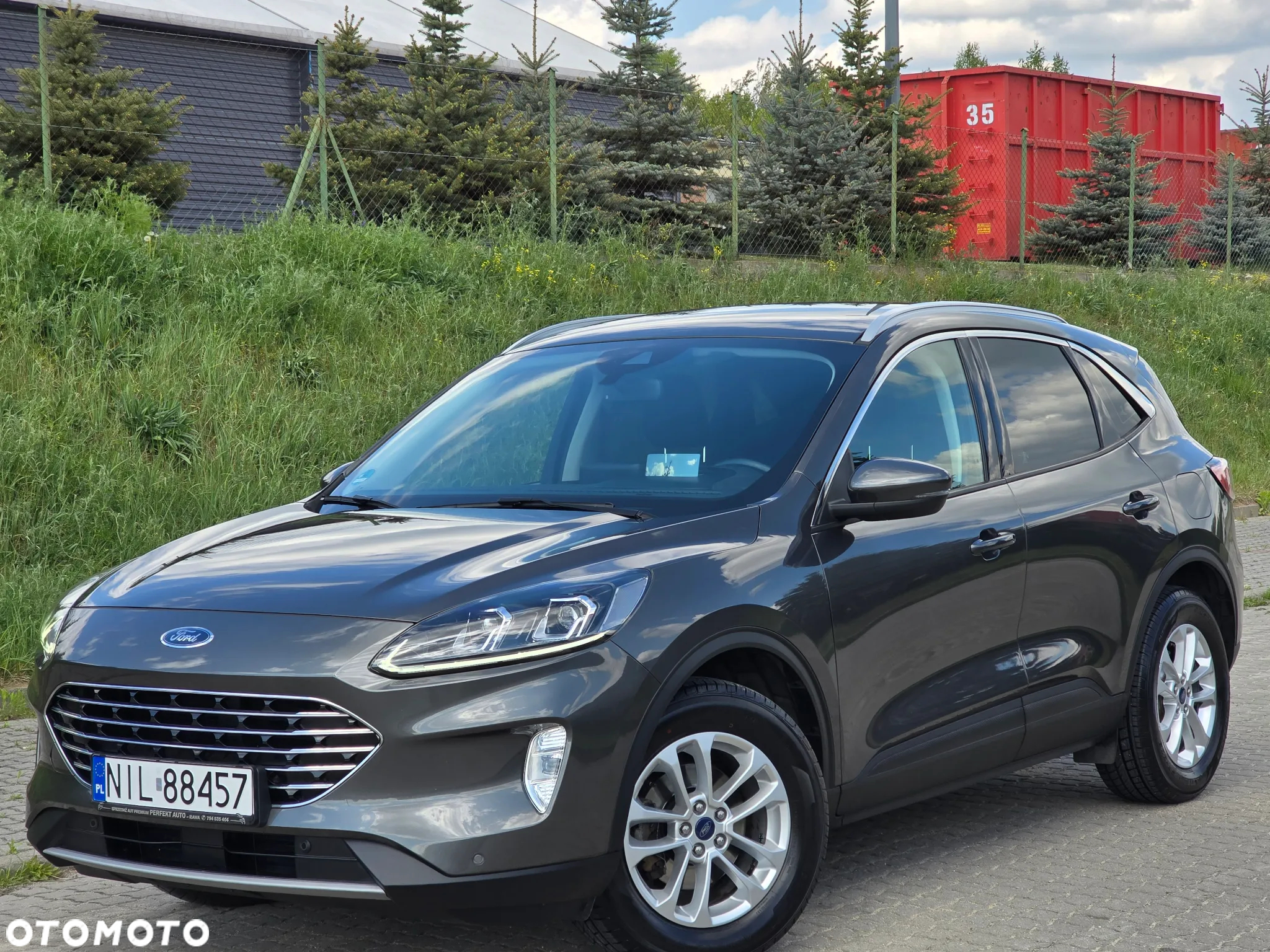 Ford Kuga 2.0 EcoBlue Hybrid TITANIUM - 3