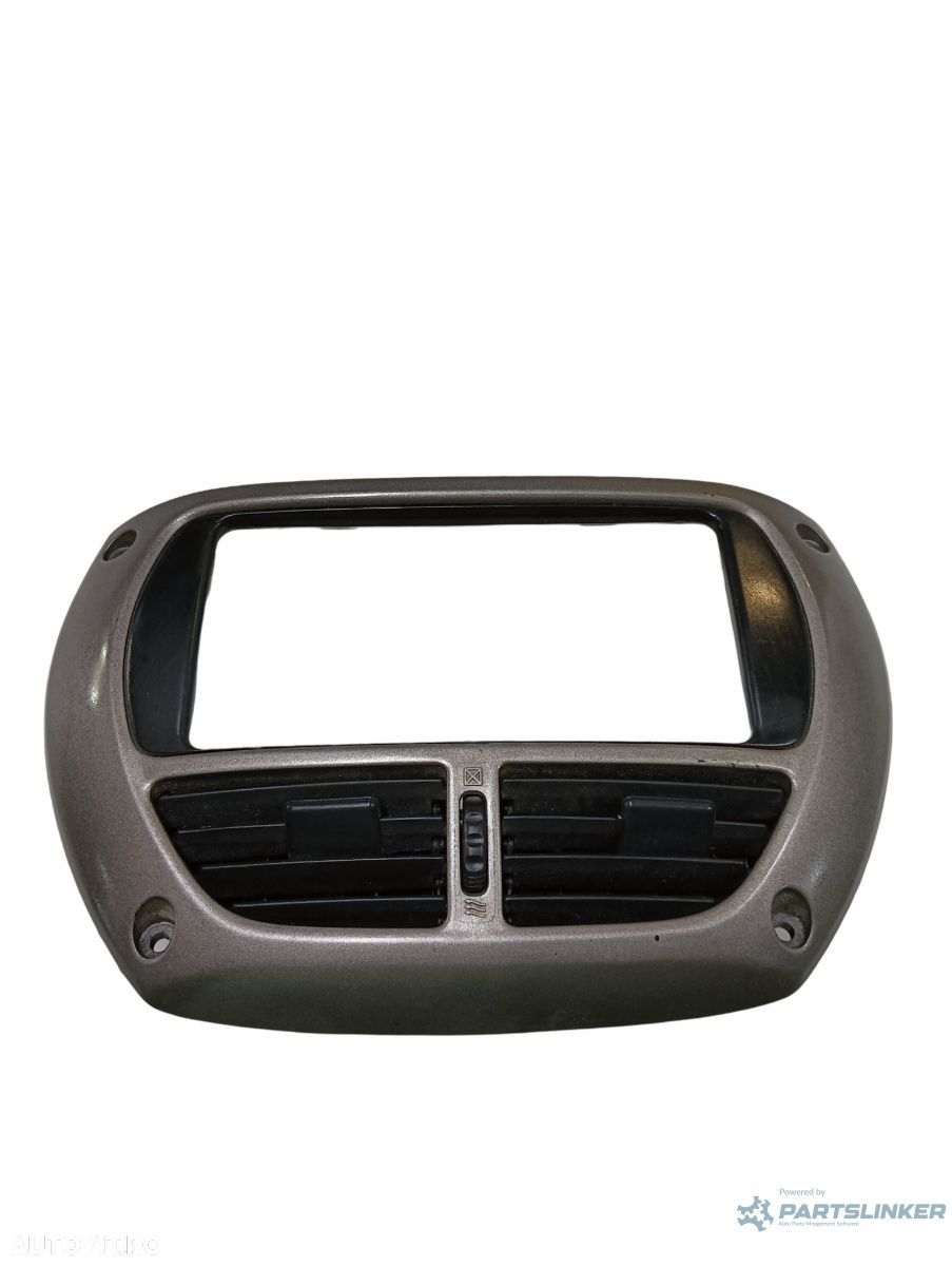 Grila ventilatie/ornament cd player  TOYOTA RAV 4 II _A2_ 2000 - 2005 - 1