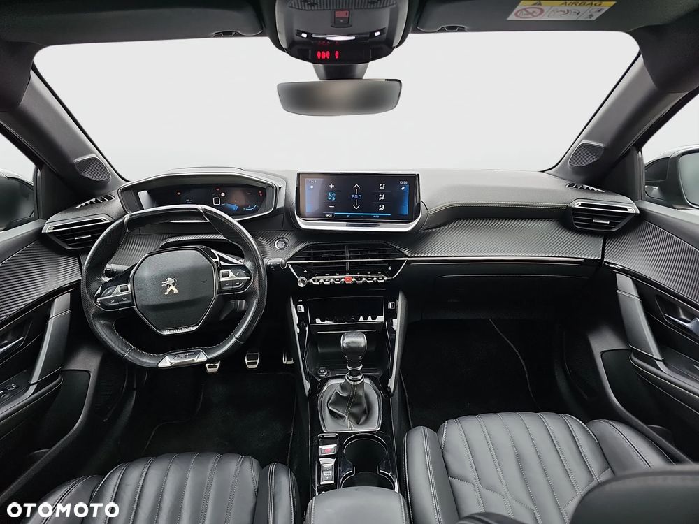 Peugeot 208 1.2 PureTech GT Line S&S - 22