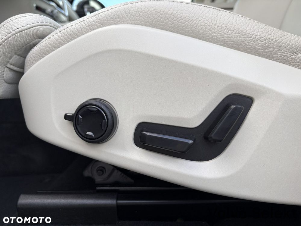 Volvo XC 60 - 10