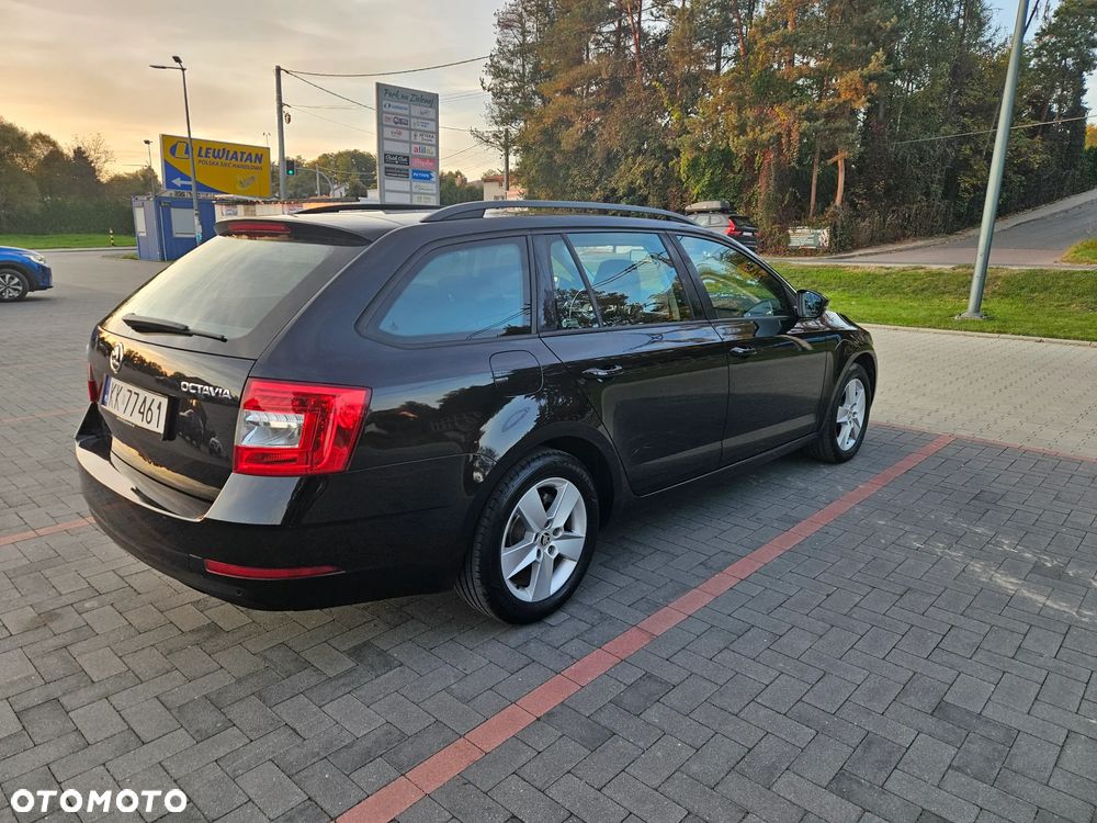 Skoda Octavia 1.6 TDI SCR Ambition - 3