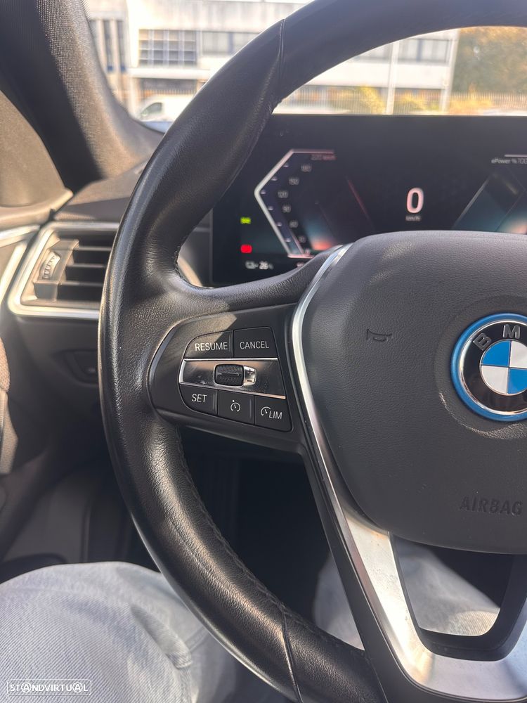 BMW i4 eDrive40 - 24