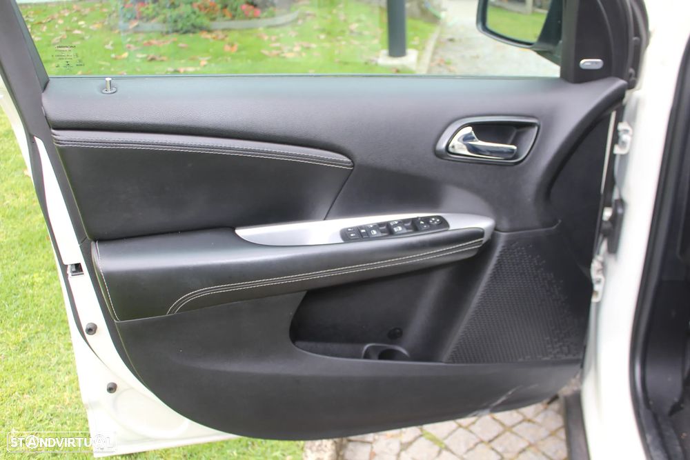 Fiat Freemont 2.0 Multijet 16V DPF Auto 4WD Lounge - 8