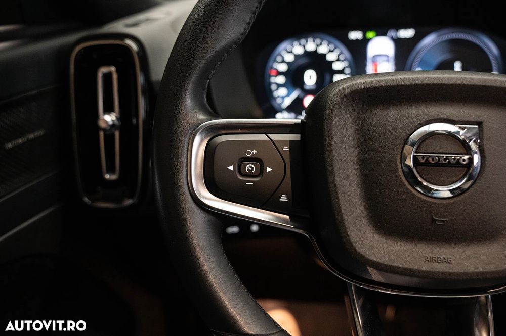 Volvo XC 40 T5 Recharge DKG Core - 23