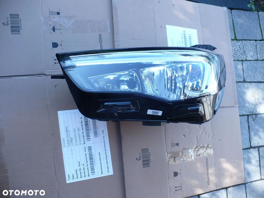 GRANDLAND X lampa zwykla LED LEWA KOMPL.YP00015780 EU.ORYGI.