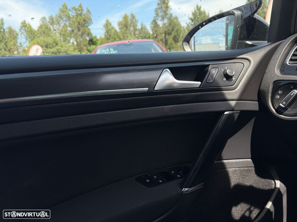 VW Golf GTI 2.0 TSI OPF DSG Performance - 13