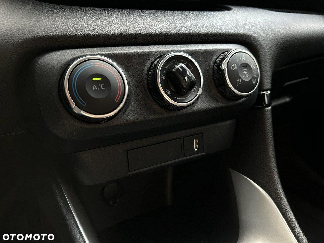 Toyota Yaris - 23