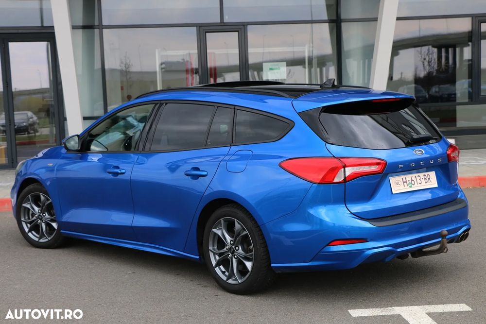 Ford Focus 1.0 EcoBoost Start-Stopp-System ST-LINE DESIGN - 4