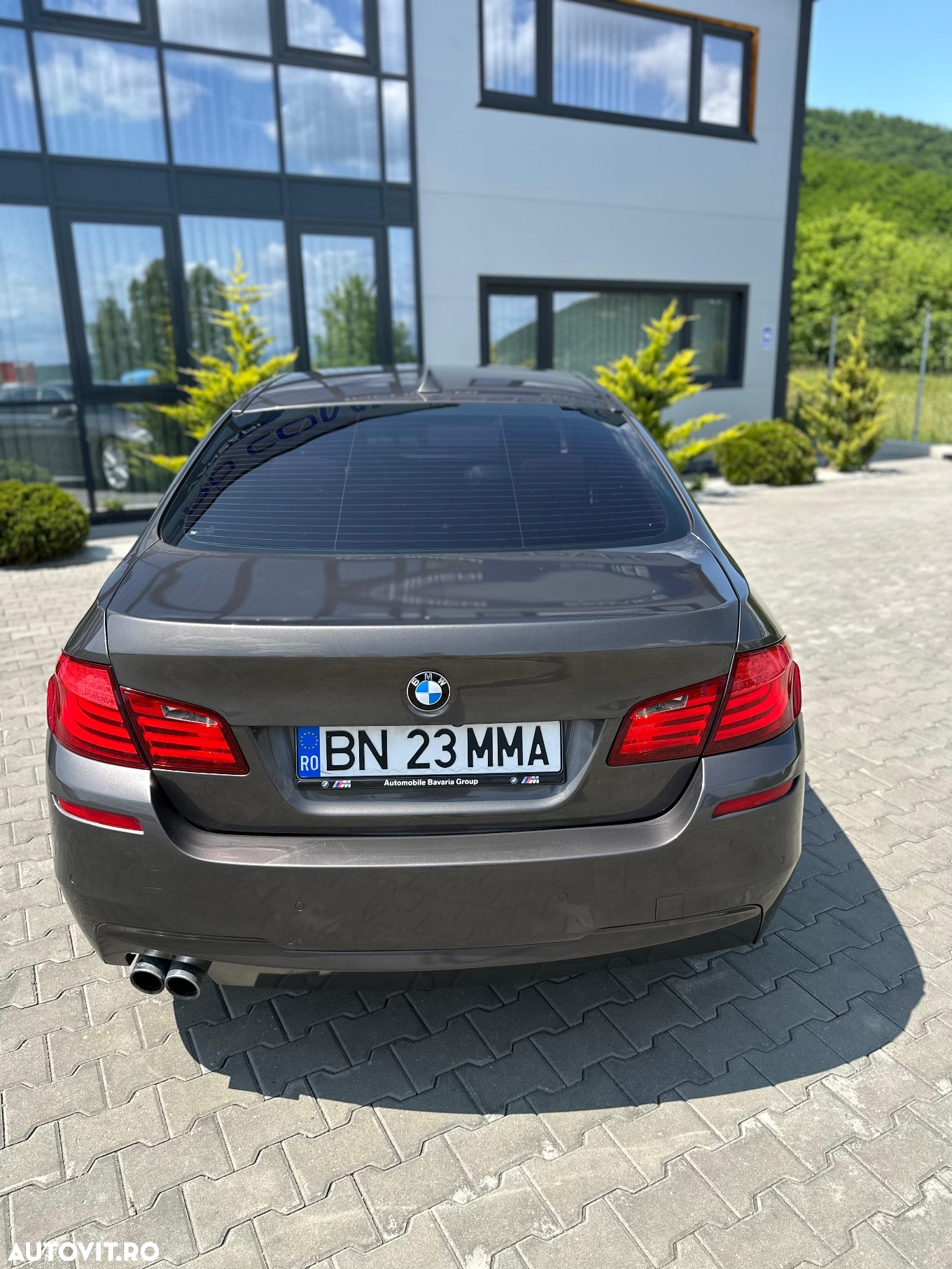 BMW Seria 5 525d xDrive AT - 5