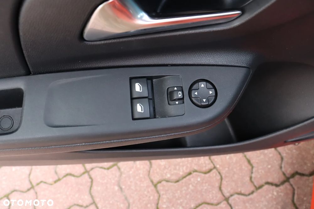 Opel Corsa 1.2 S&S - 9