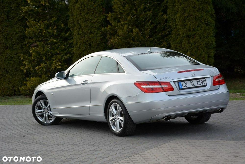 Mercedes-Benz Klasa E 350 CGI BlueEffICIENCY - 5