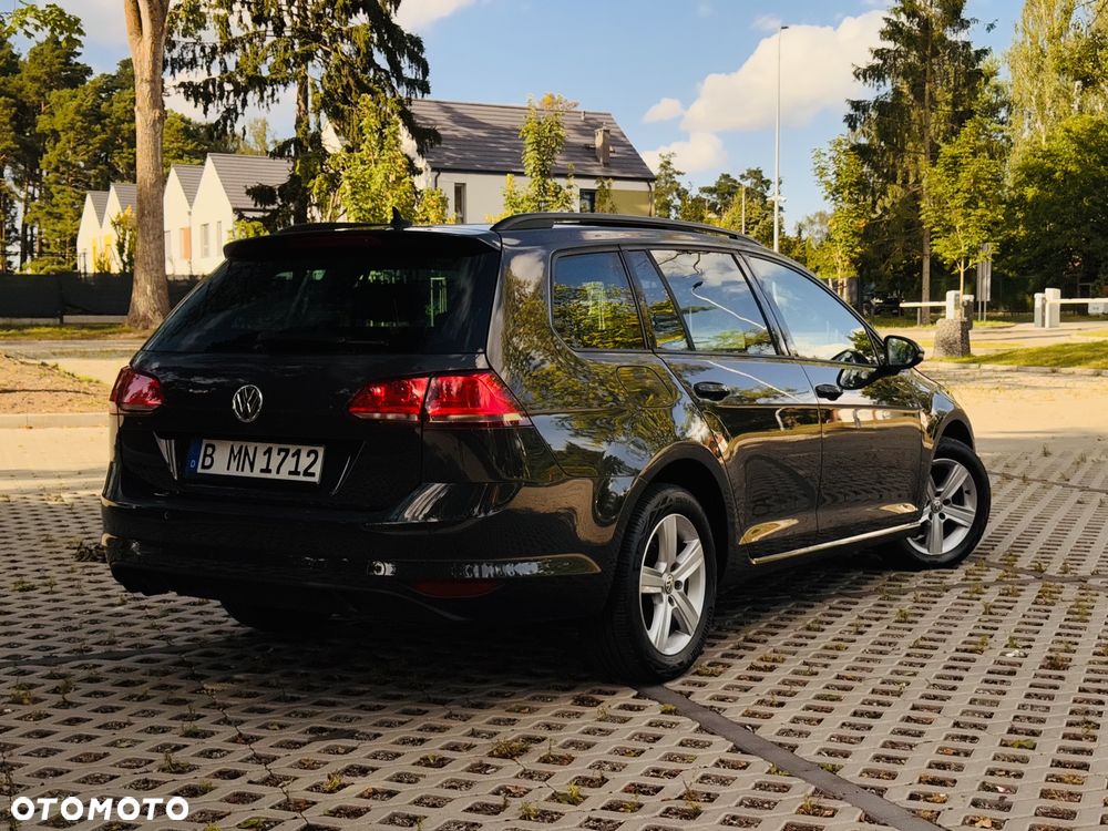 Volkswagen Golf Variant - 24