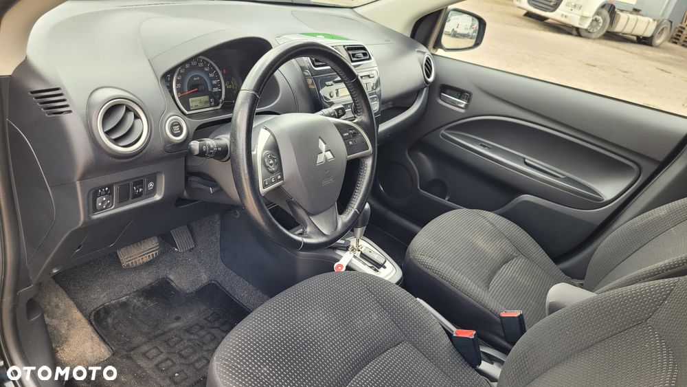 Mitsubishi Space Star 1.2 Intense CVT - 27