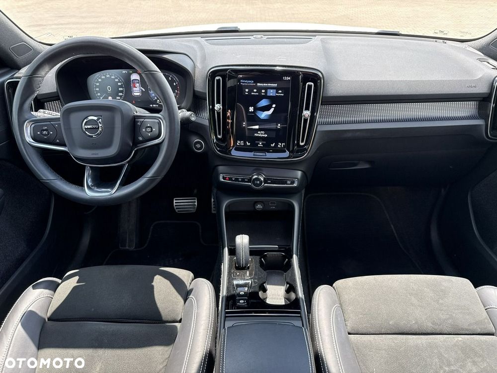 Volvo XC 40 T3 R-Design - 23