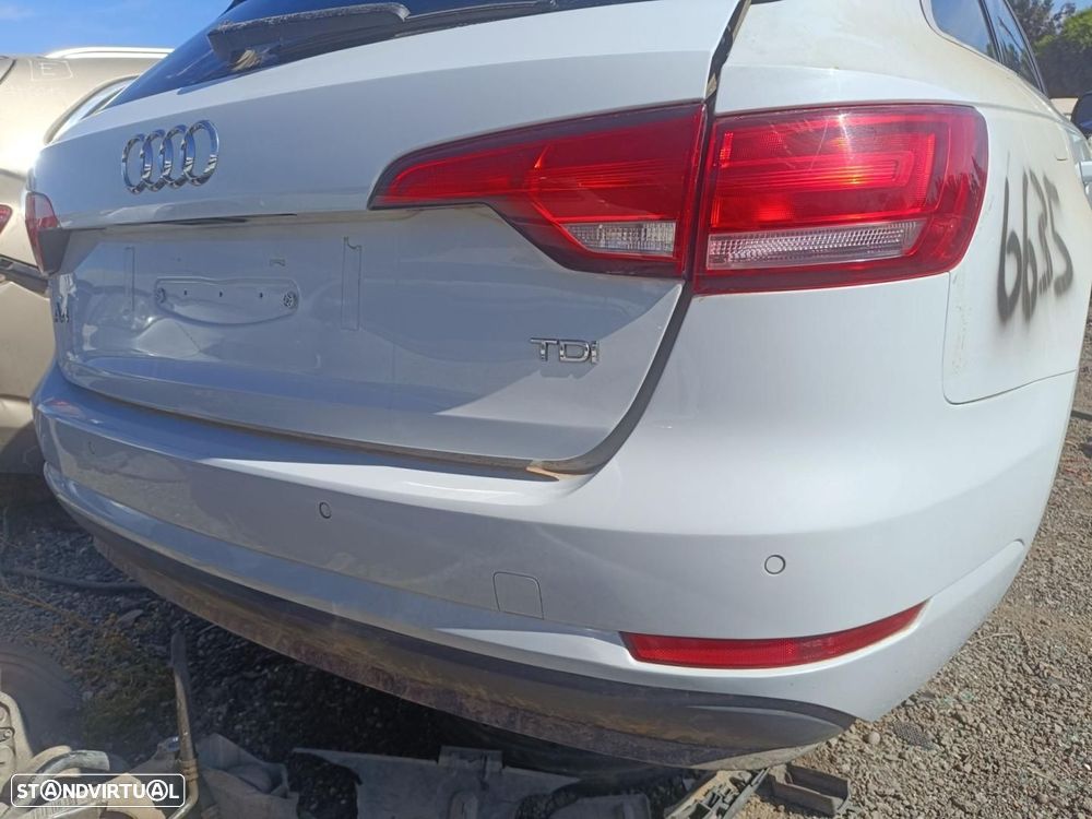 PARA-CHOQUES TRASEIRO AUDI A4 AVANT 8W5 - 1