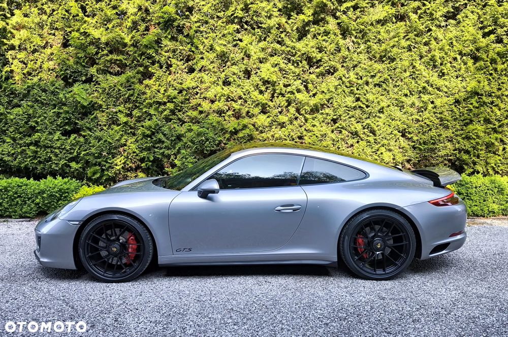Porsche 911 Carrera GTS PDK - 2