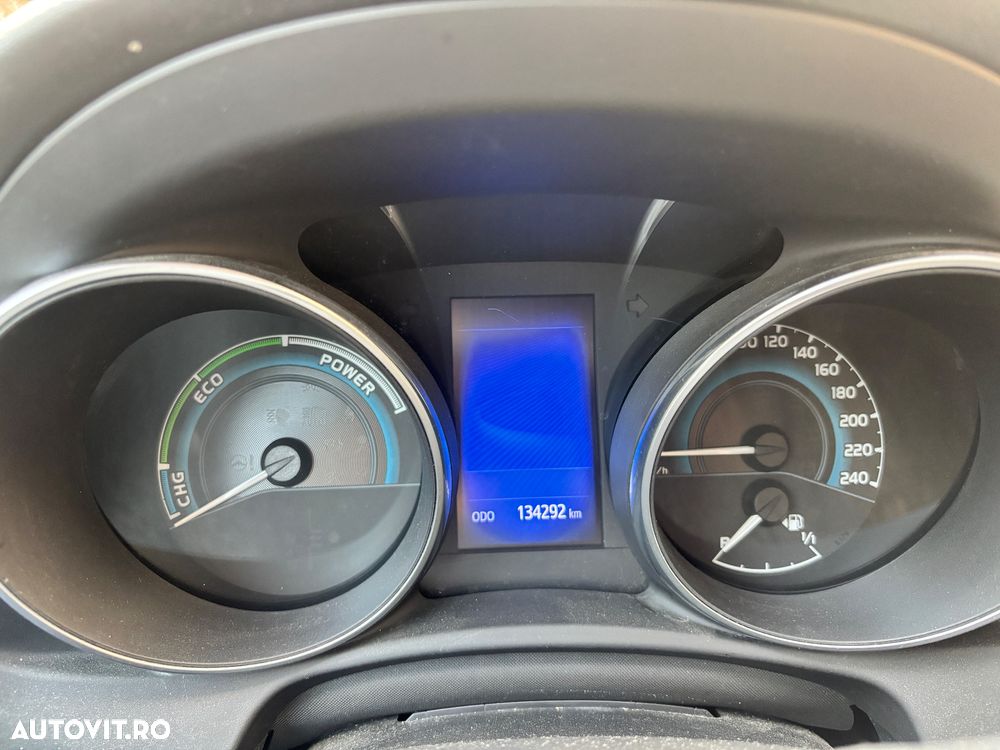 Toyota Auris 1.8 L VVT-i TS Hybrid Sol+ - 15
