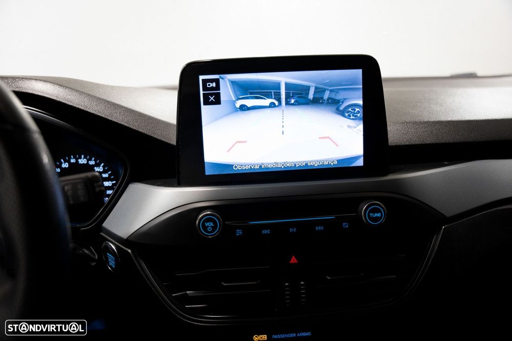 Ford Focus 1.0 EcoBoost MHEV ST-Line - 6