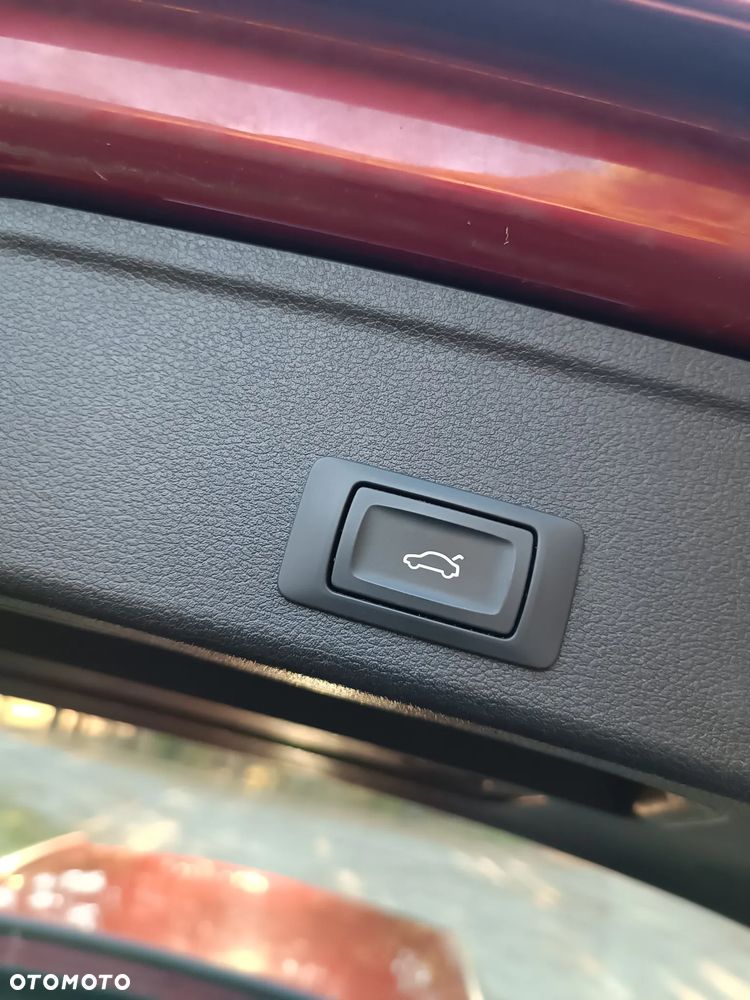 Audi A4 Avant 2.0 TDI S tronic sport - 32