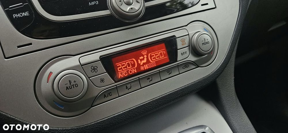Ford Kuga 2.0 TDCi Titanium - 35
