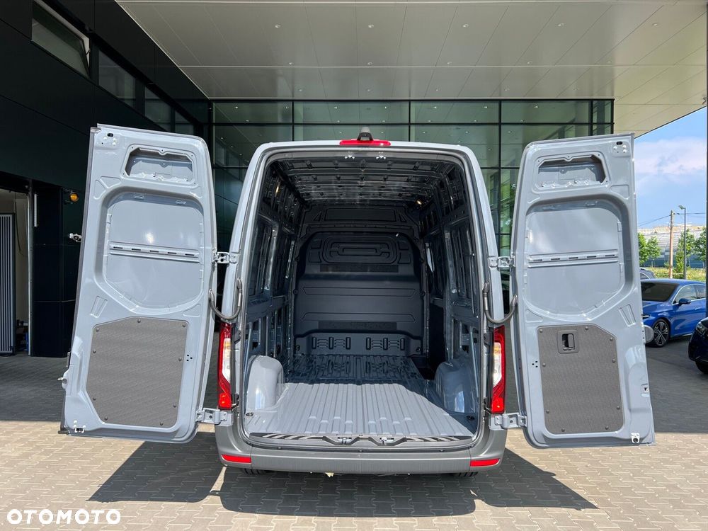 Mercedes-Benz Sprinter 317 CDI KA OM654 - 7