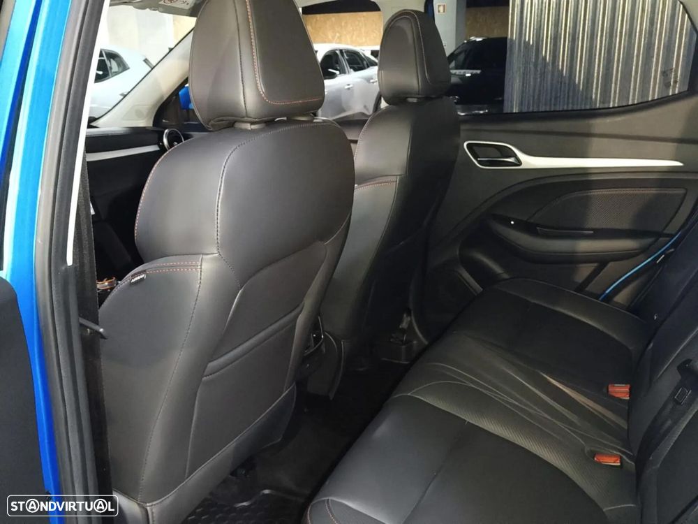 MG ZS EV 72.6 kWh Luxury - 30