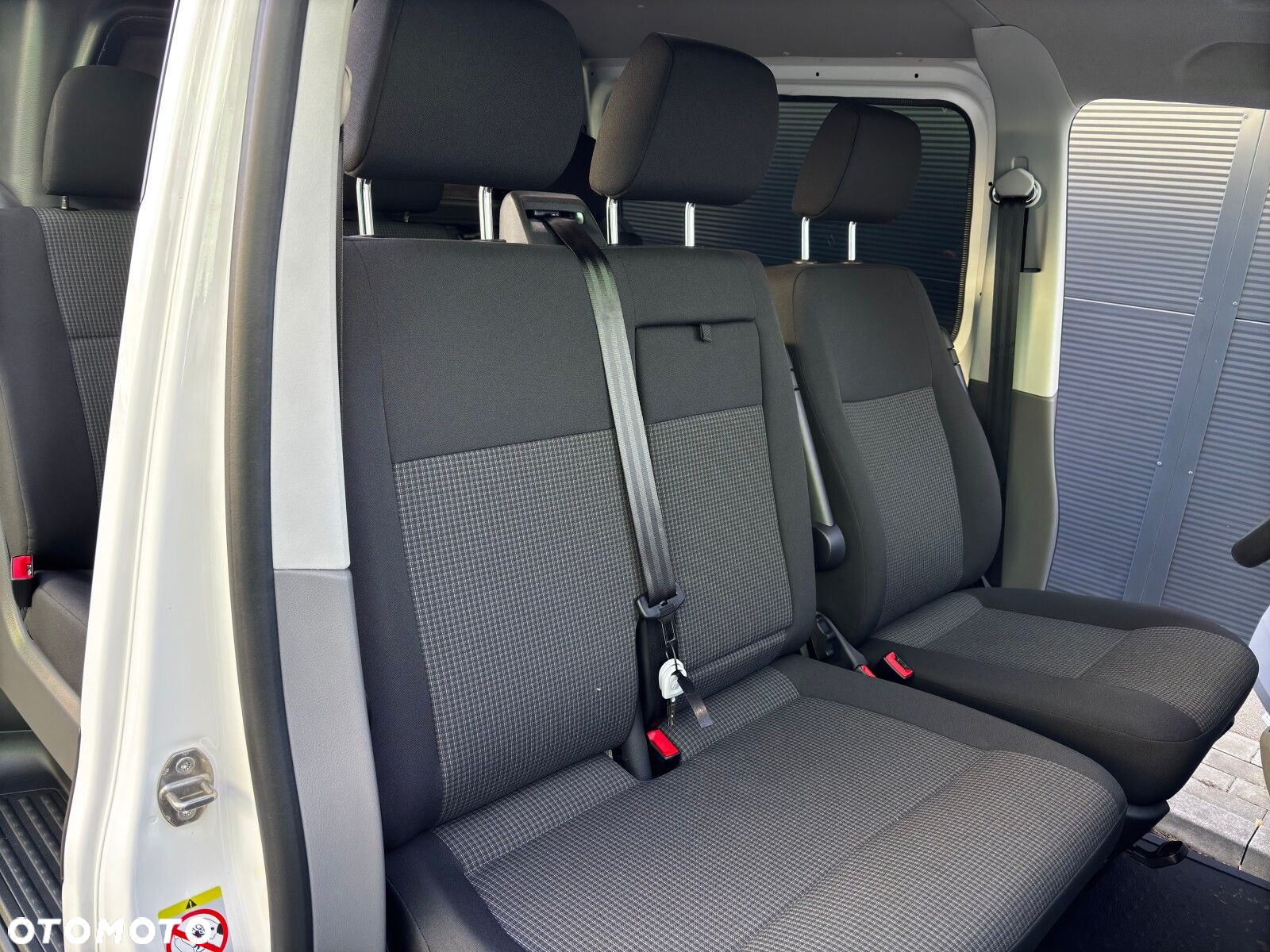 Volkswagen Transporter T6.1 Furgon 3400 2.0TDI 150KM 6b. 3m. - 16