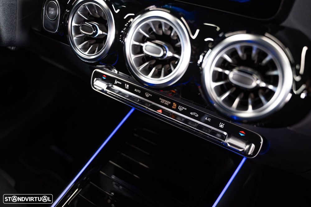 Mercedes-Benz EQA 250+ AMG Line - 38