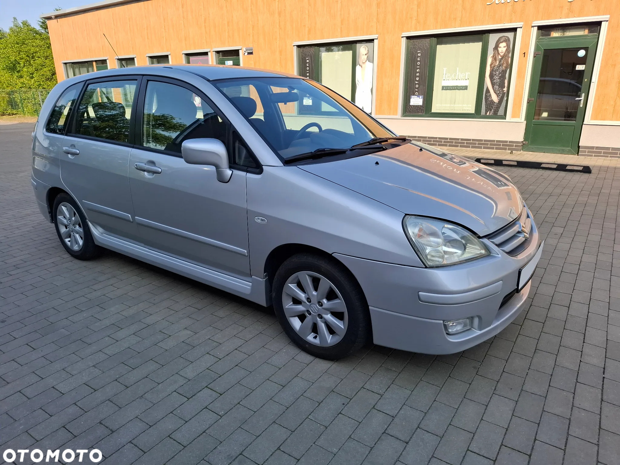 Suzuki Liana 1.6 Comfort - 23